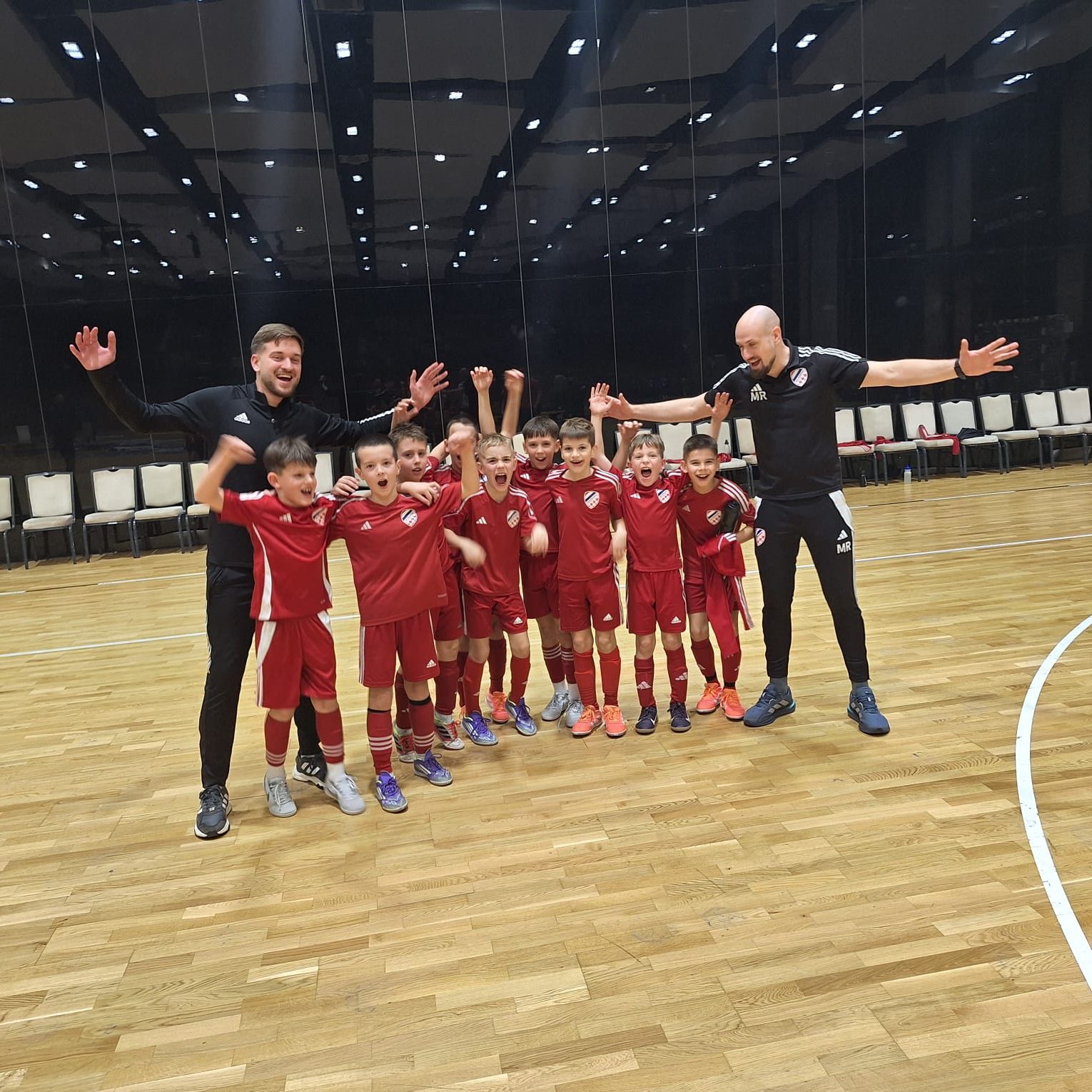 4f1d17b1-f526-4295-8a09-90bc574b9ee7