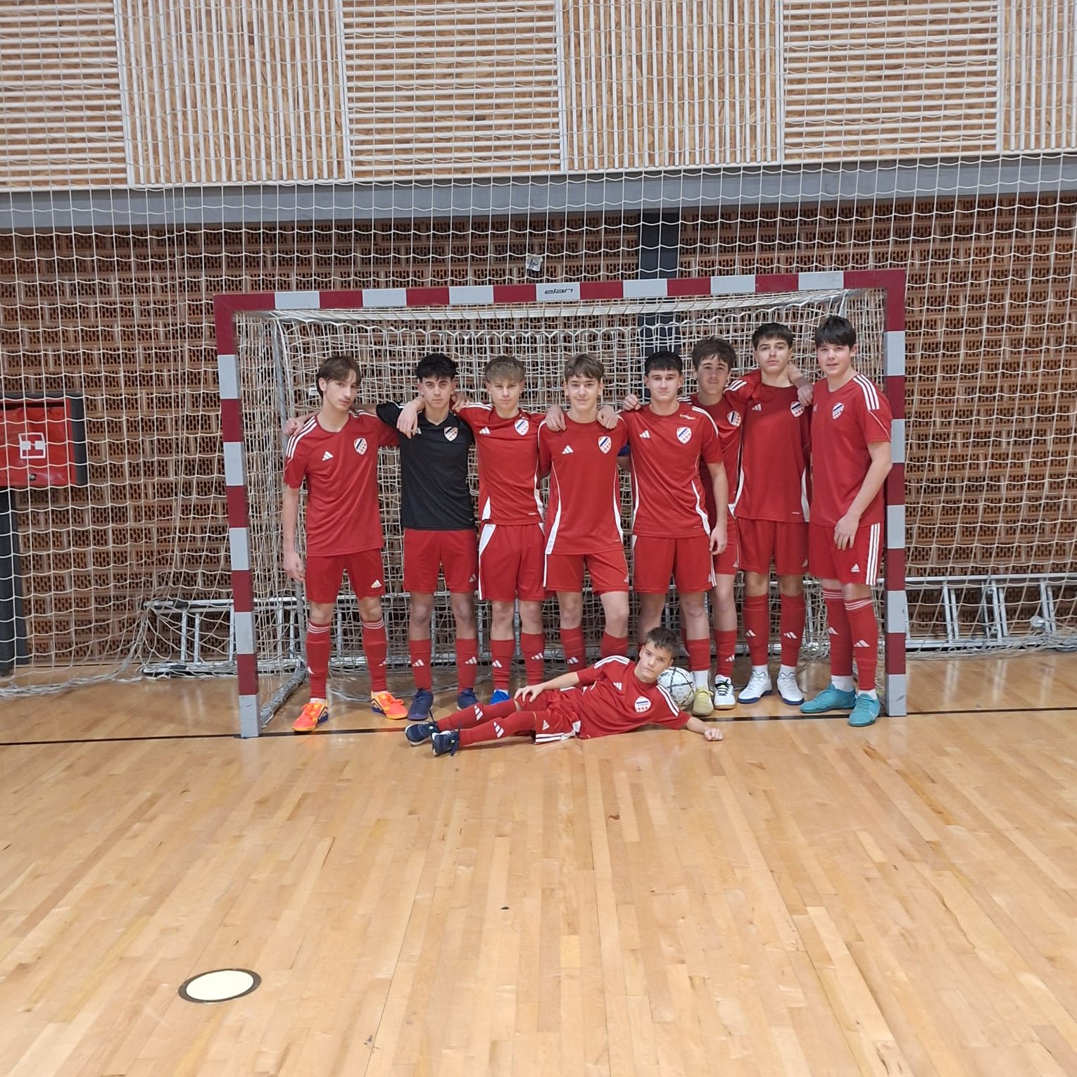 9728ffd8-dc43-4c64-9ac1-e967a3c980fa